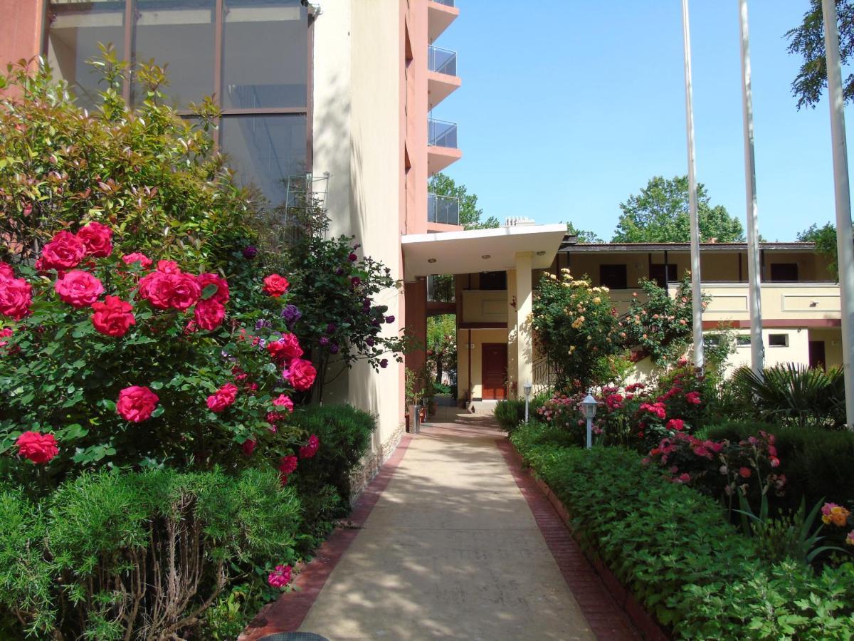 Jupiter Hotel Slantchev Briag Extérieur photo